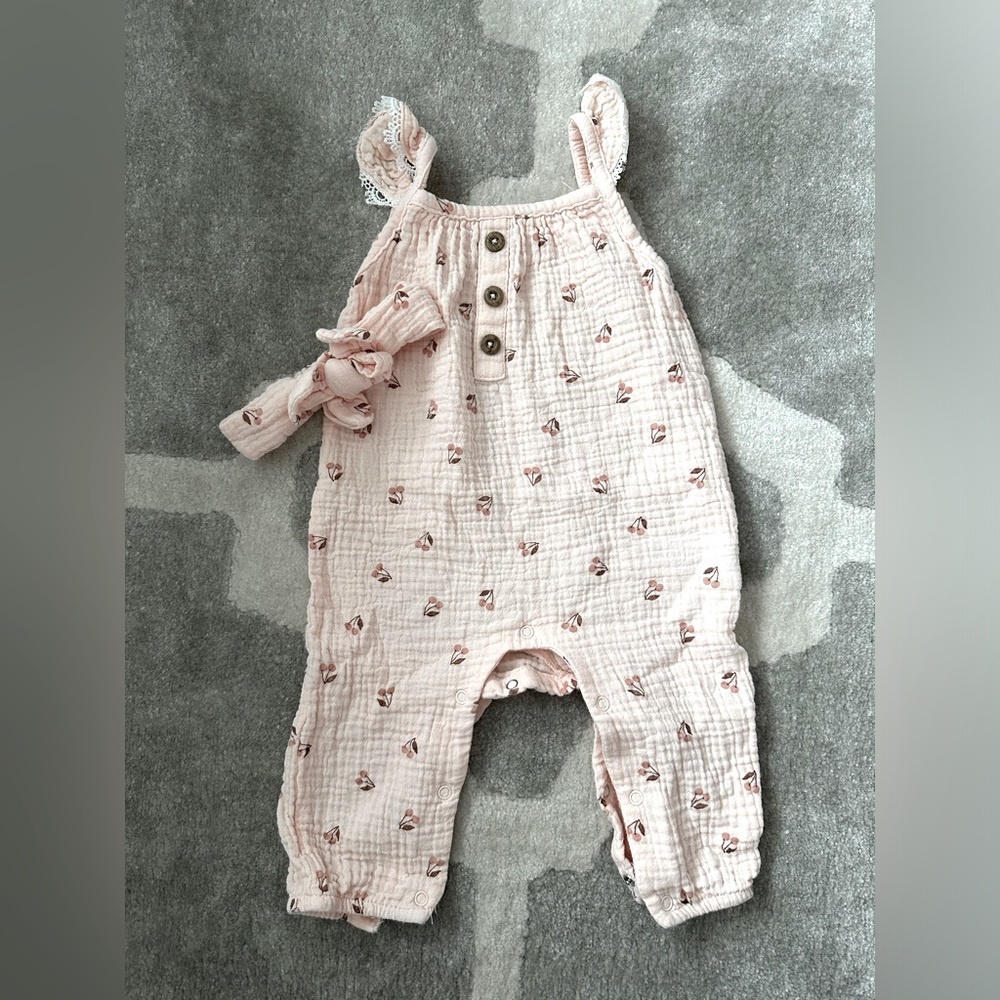 Emily and Oliver Baby Jumper with Bow 🍒